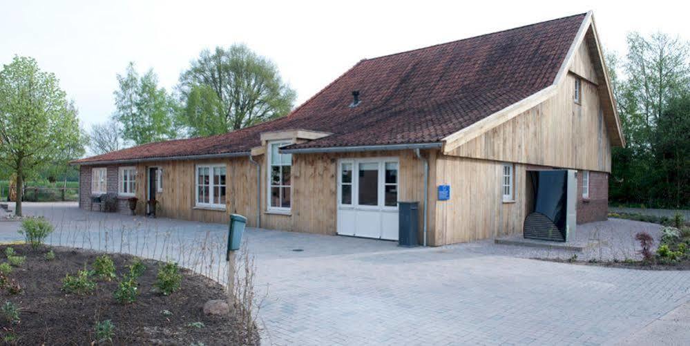 Erve Fakkert Bed & Breakfast Rossum  Exterior photo